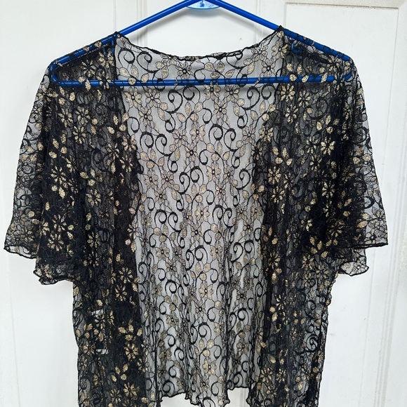 Crowning touch  dressy Laced cover up, Women's Fashion. Vintage - Picture 9 of 9